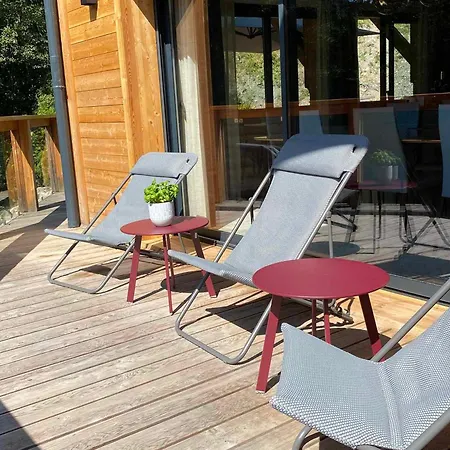 - Moderne 5 Avec Jacuzzi, Cheminee Et Garage - Fr-1-623-367