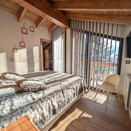 - Moderne 5 Avec Jacuzzi, Cheminee Et Garage - Fr-1-623-367 *
